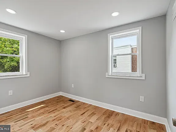 806 Rundale Ave — Photo 6
