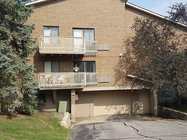 1st image of 33715 N Royal Oak Ln APT 101