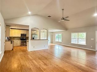 3405 Glensford Dr, Decatur, GA 30032