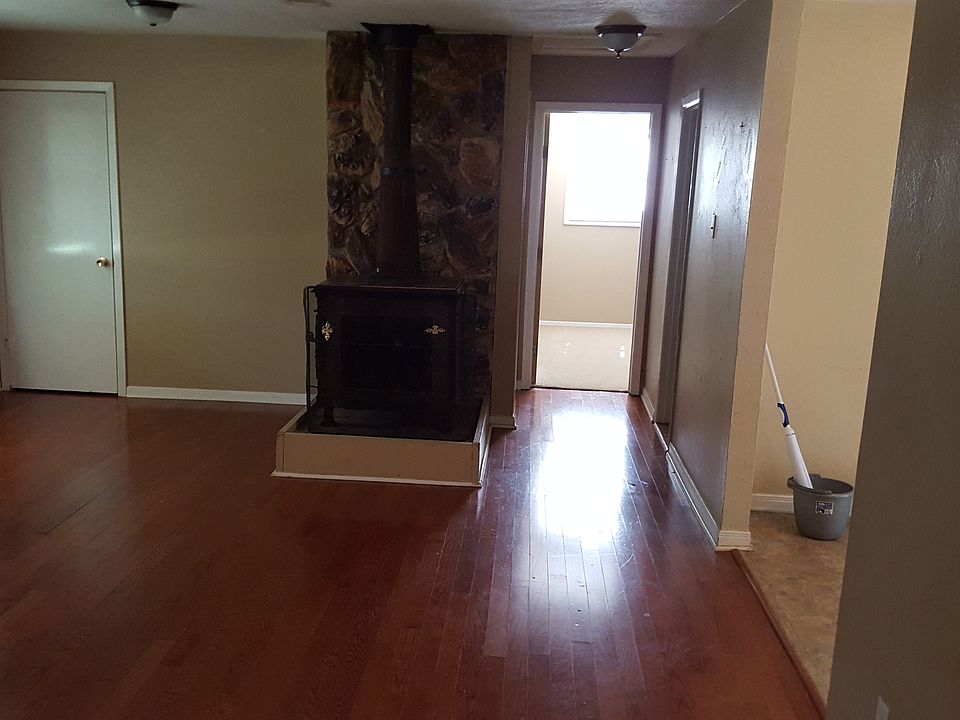 2nd image of 17624 McDonald Rd
