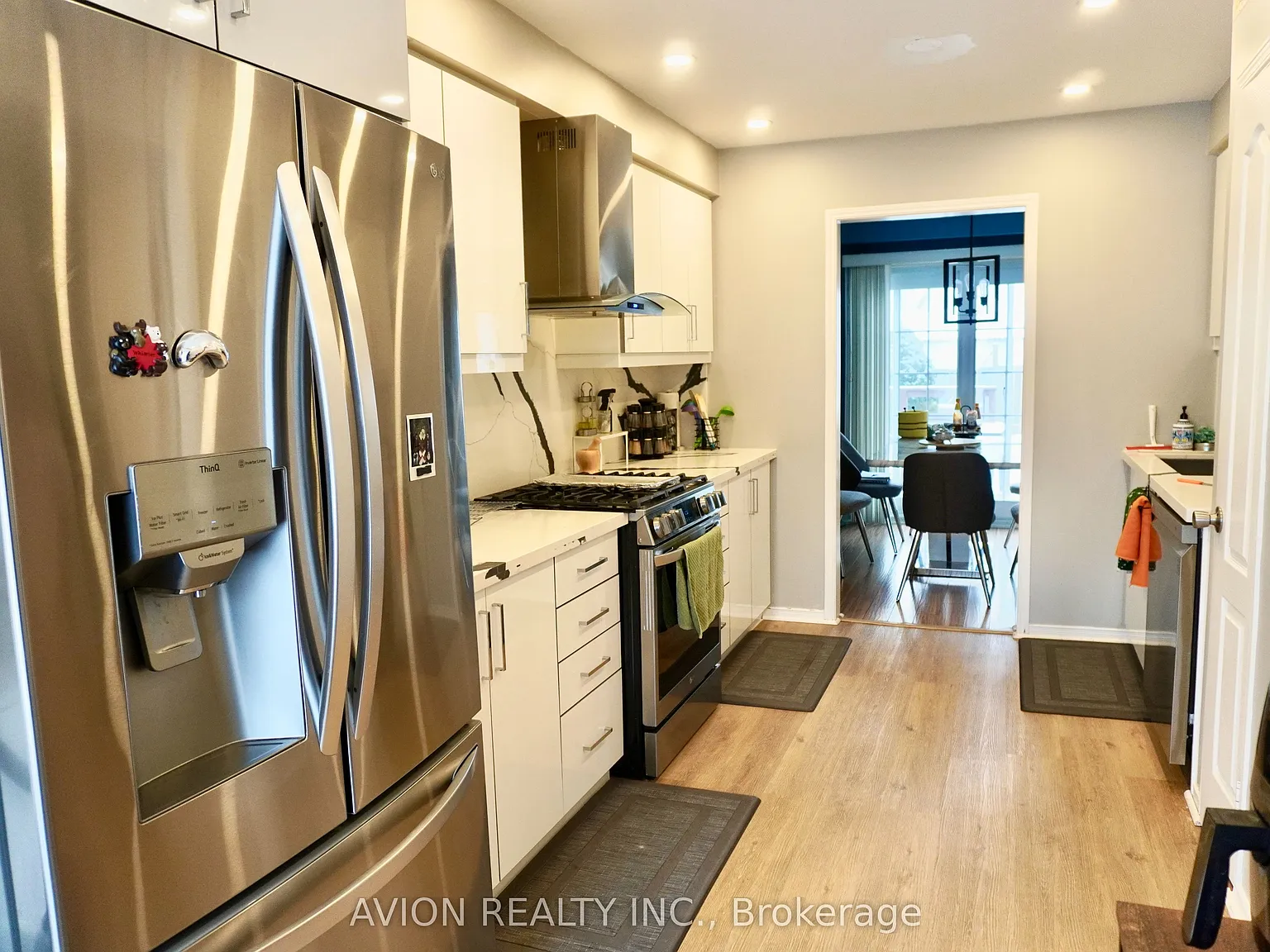 3 bed, $2,750 — Photo 1