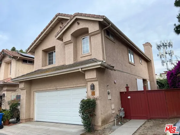 20840 Community St Unit 13, Winnetka, CA 91306