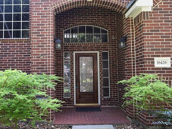 4th image of 16426 Finborough Dr