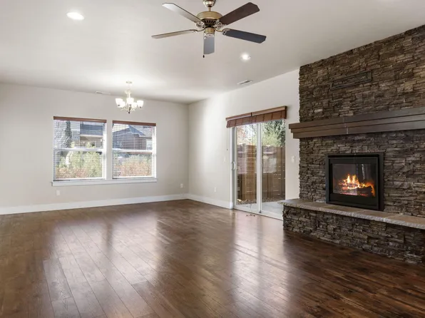 20510 Stanford Pl, Bend, OR 97702