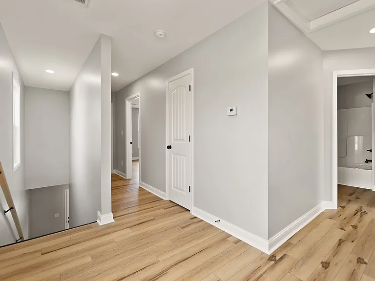 604 Crozer Ave #102 — Photo 34