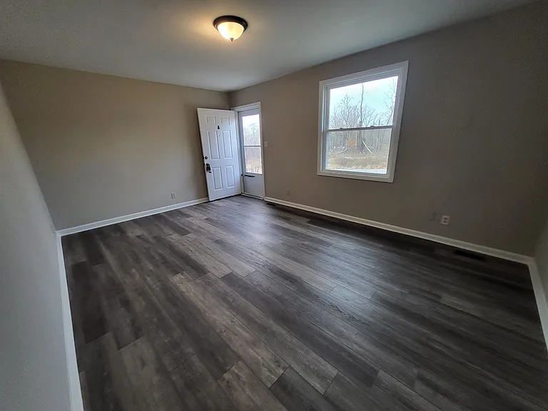 802A Biglen Rd — Photo 1