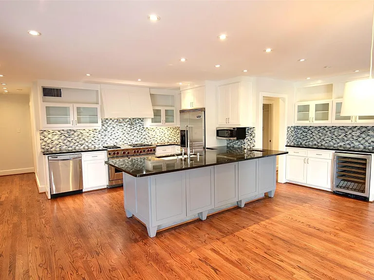 7614 Azalea Ln — Photo 13