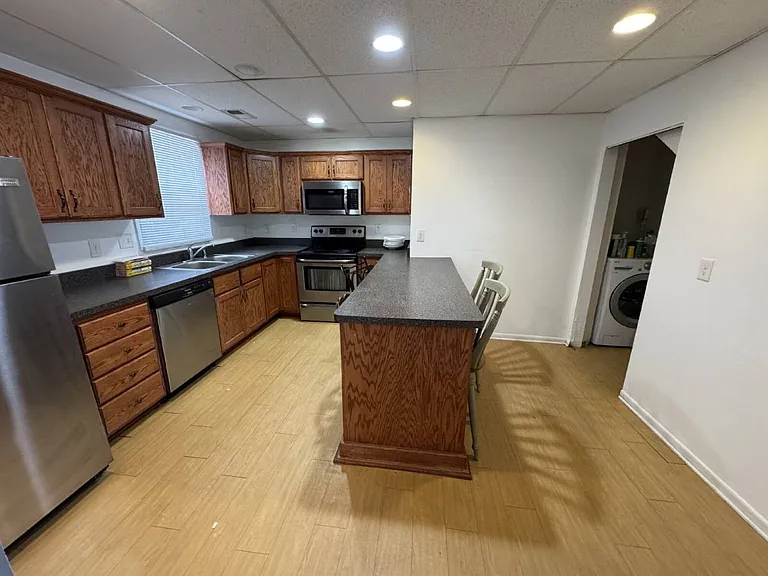 1518 Park Ave — Photo 1