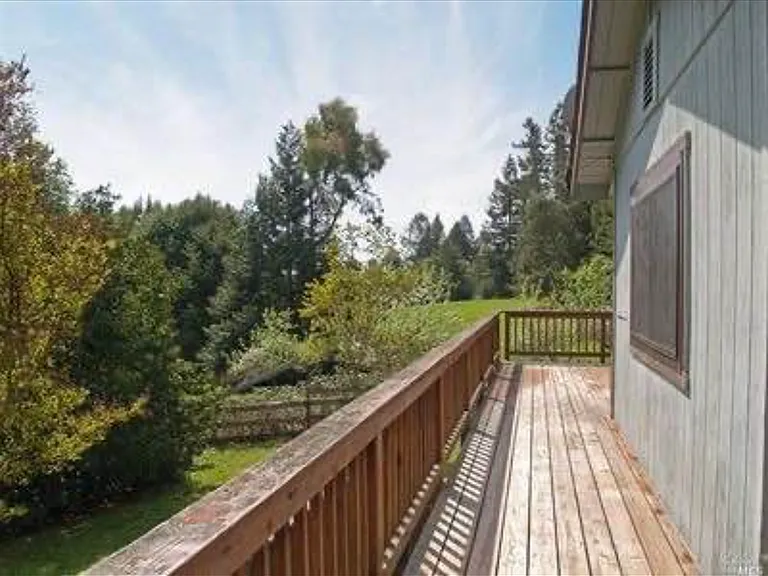 7385 Hidden Lake Rd — Photo 8