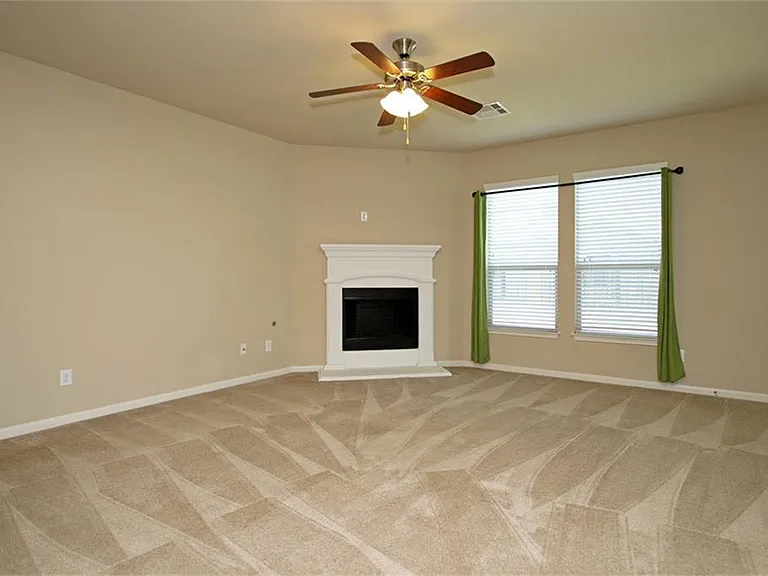 8902 Finnery Dr — Photo 6