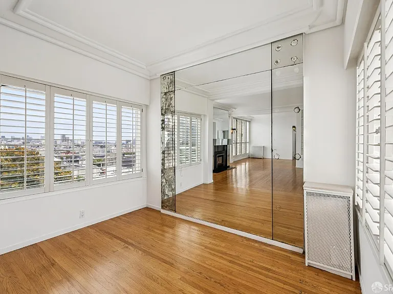 3337 Clay St #5 — Photo 5