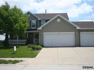 5709 S 160th St, Omaha, NE 68135