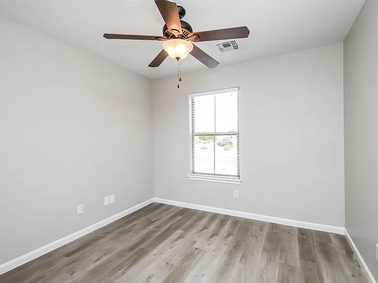 32830 N Sandstone Dr — Photo 16