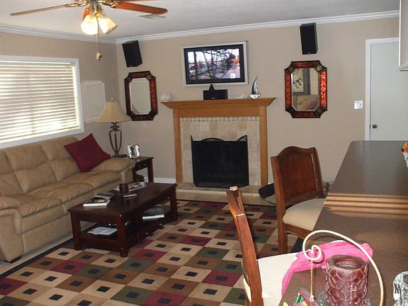 2nd image of 731 Heron Cir