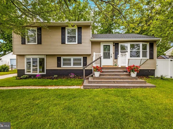 214 Roseann Ave, Cape May, NJ 08204