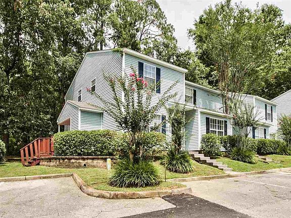 2nd image of 2199 Timberwood Cir N