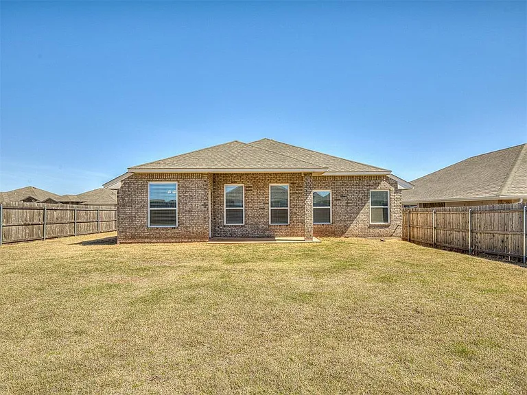 18025 Sunny Stone Ct — Photo 28