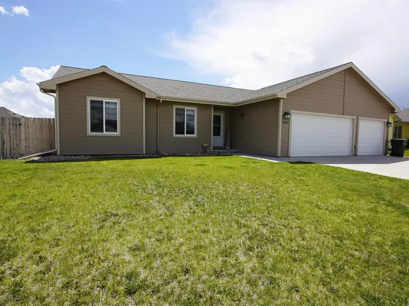 2323 Kalina Trail, Bar Nunn, WY 82601