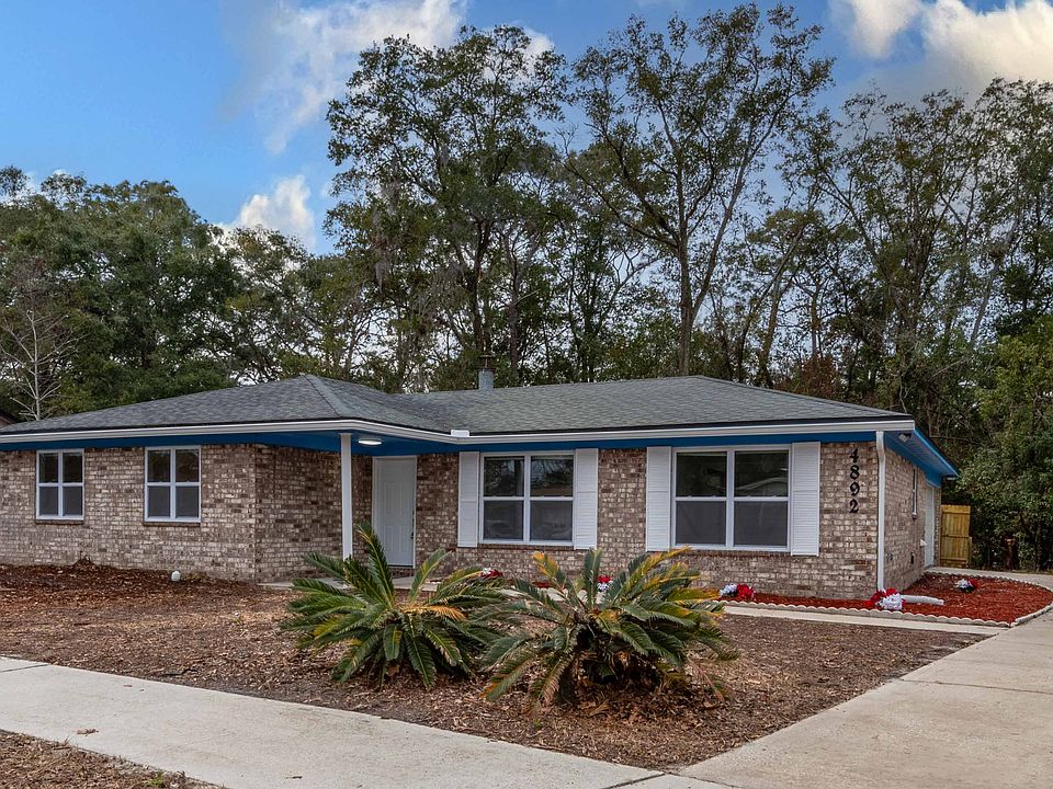 1st image of 4892 Lofty Pines Cir W