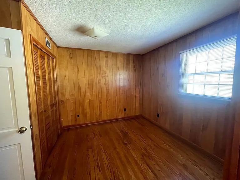 1025 Lake St — Photo 7