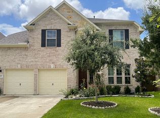 633 San Madina Ct, Webster, TX 77598
