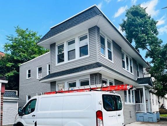 2nd image of 51 Stuyvesant Ave #1