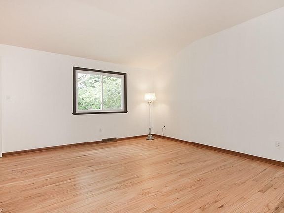 5th image of 2259 Augustine Dr