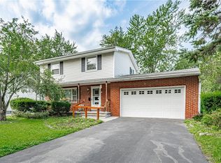 12 Alabama Pl, Lockport, NY 14094