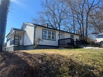 127 Coltrain Ln, Mount Airy, NC, 27030