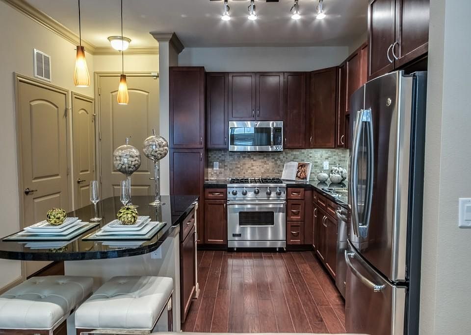 One Bedroom/One Bath
