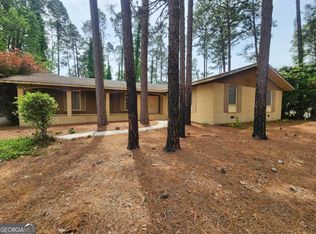 303 Debbie Dr, Statesboro, GA 30458