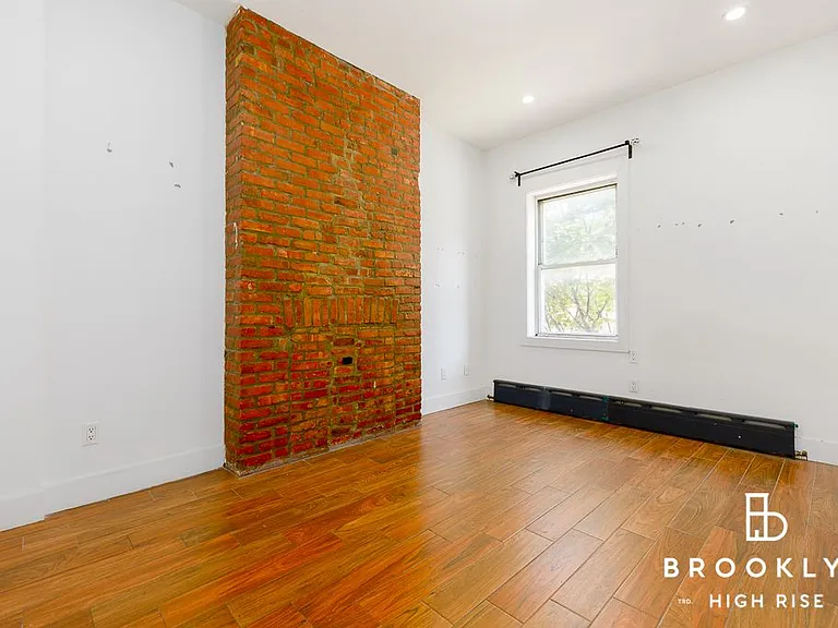 191 Graham Ave #3 — Photo 4
