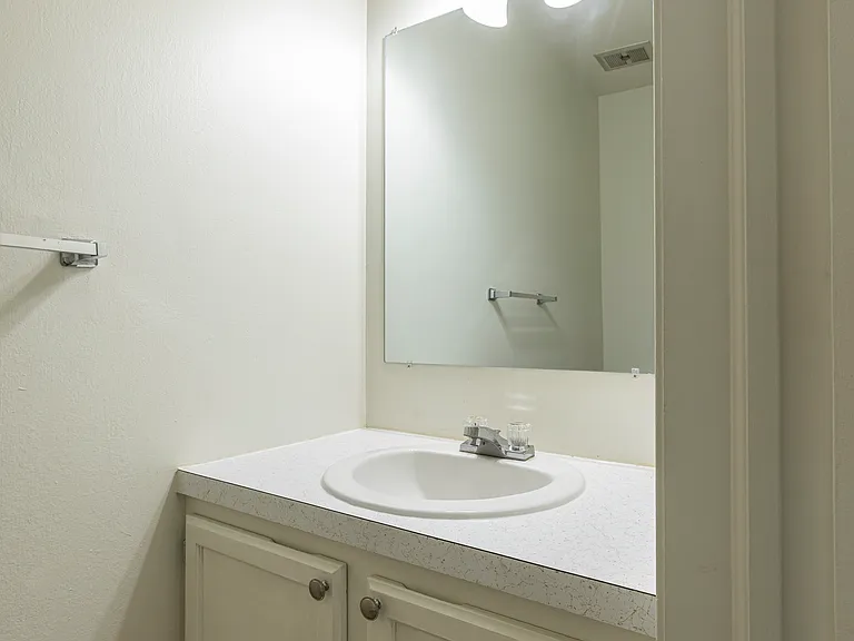 Woodside Terrace Apartments — Photo 45