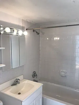 Rented by Mallory Management Corp | media 8