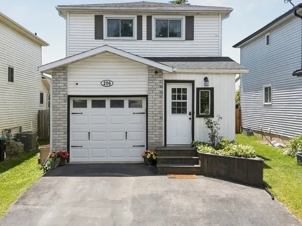 206 Hickling Trl, Barrie, ON L4M 5W4