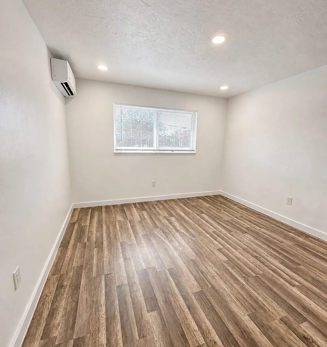 465 Ali Baba Avenue - 2 — Photo 4