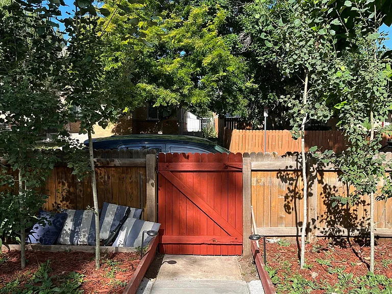 1550 Willow St — Photo 33
