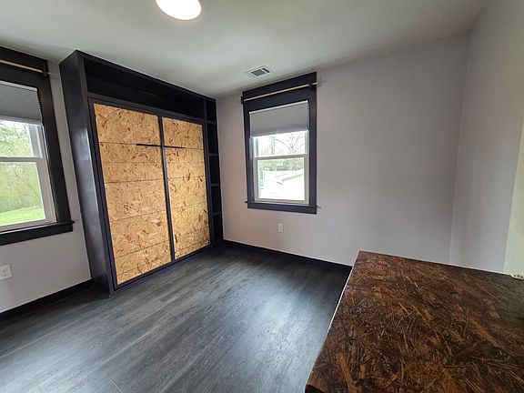 5th image of 408 Cottonwood Dr