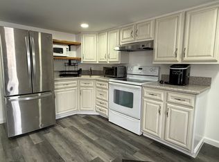 106 E Main St, Beacon, NY 12508