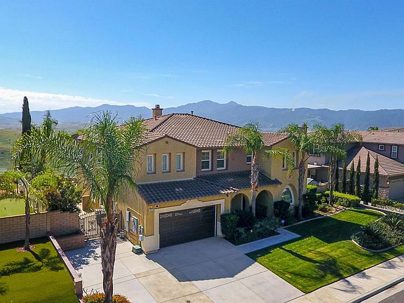 2nd image of 18410 Lakepointe Dr