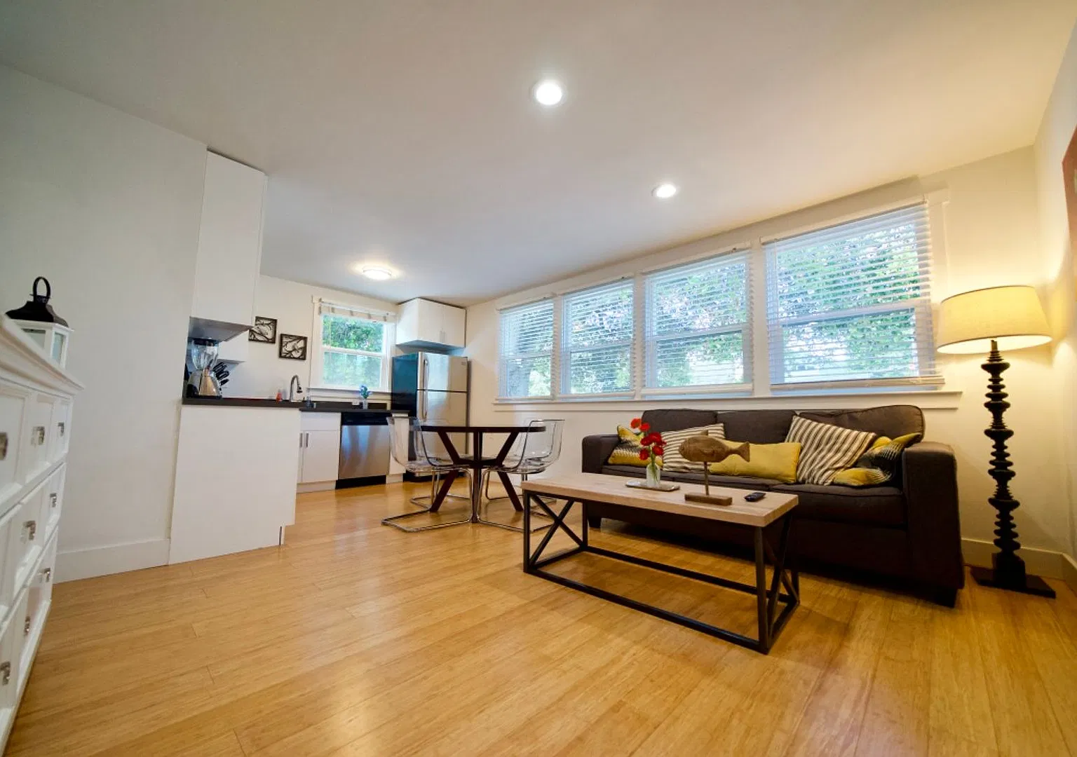 683 Live Oak Ave — Photo 1