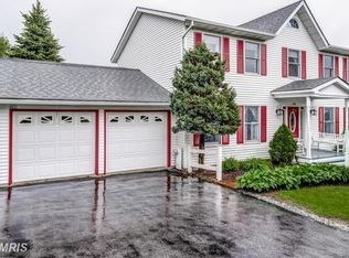 268 Chamois Dr, Westminster, MD 21157