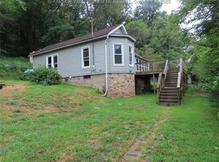 24376 Maccorkle Ave SE, Hansford, WV 25103