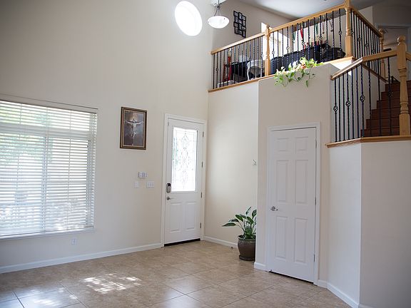 2nd image of 1742 Somersby Ln