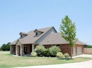 1610 Riverview Dr, Tuttle, OK 73089