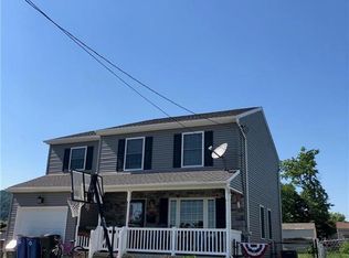 201 High St, Easton, PA 18042