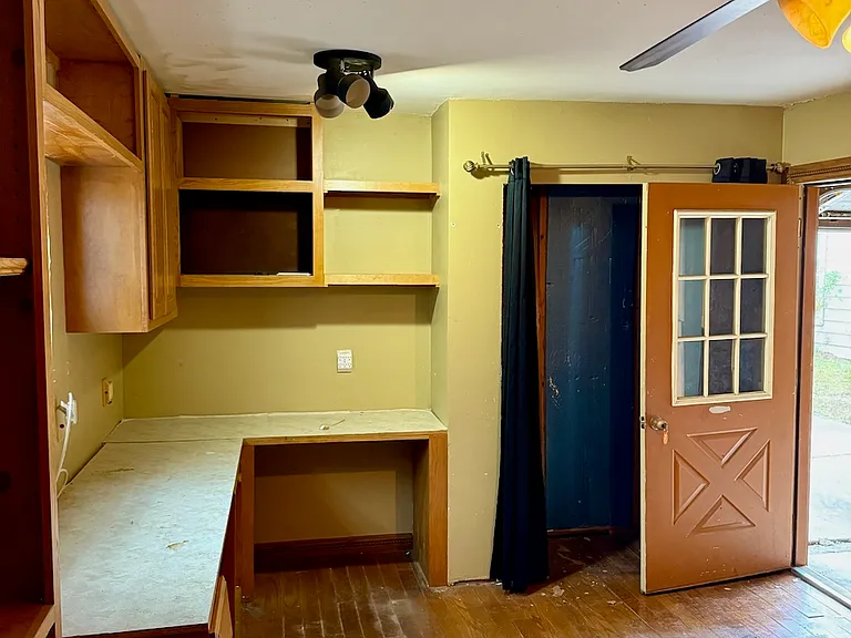 Bonus area in Garage