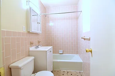 Rented by Manhattan Spaces