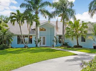 2013 Oak St, Melbourne Beach, FL 32951