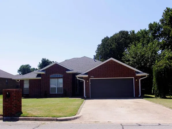 1114 Tuggle St, Purcell, OK 73080
